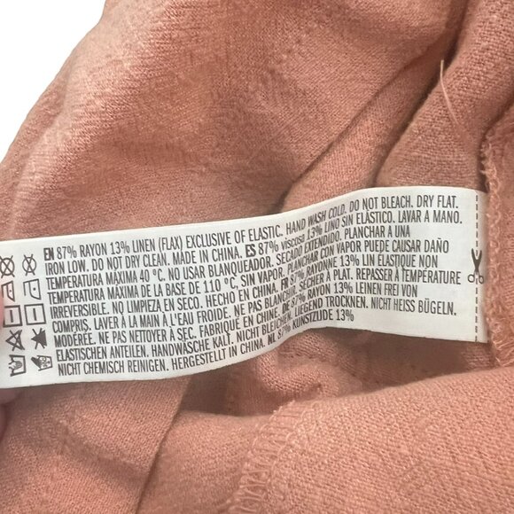 Women's NWT Forever 21 Linen Blend Rose Tie Front Romper with Pockets Size Small - Picture 4 of 4